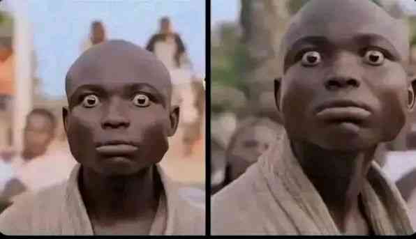 Come in he doesn't bite"

The dog:👇 | MirrorLog